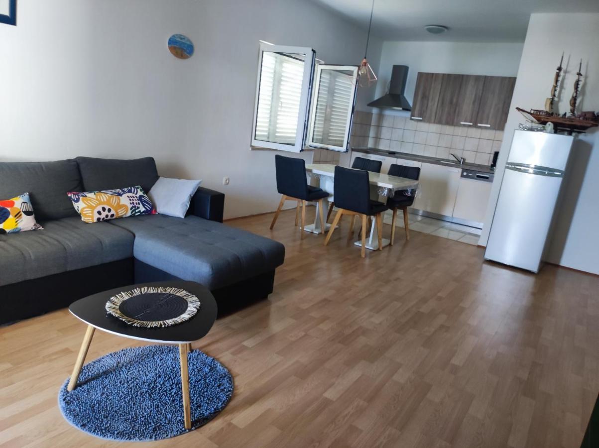 Apartments Kampor Damira Rab Town Eksteriør bilde