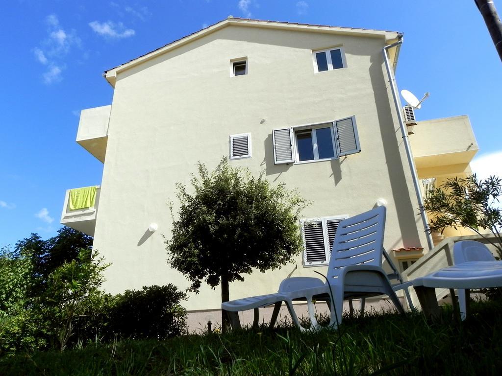 Apartments Kampor Damira Rab Town Eksteriør bilde